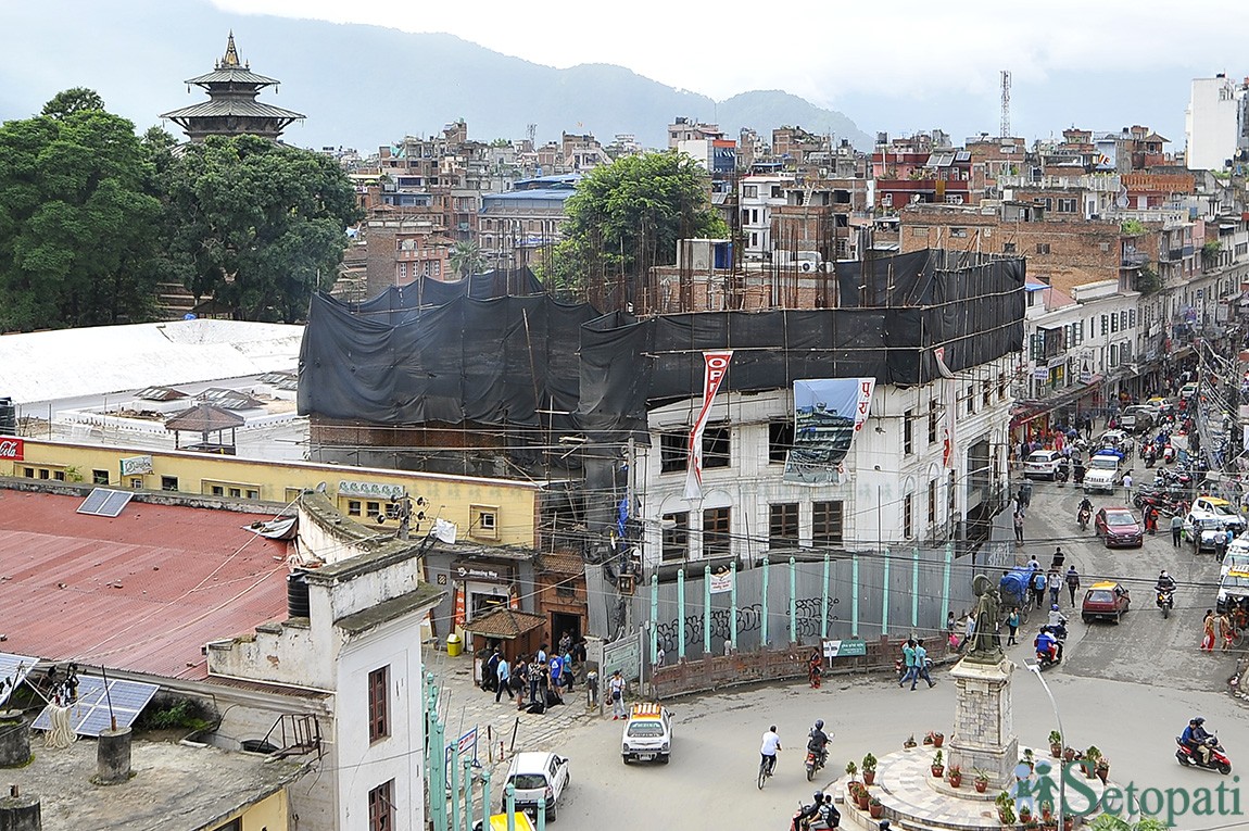 बसन्तपुरमा निर्माणाधिन महर्जन कम्प्लेक्स। तस्बिरः नारायण महर्जन