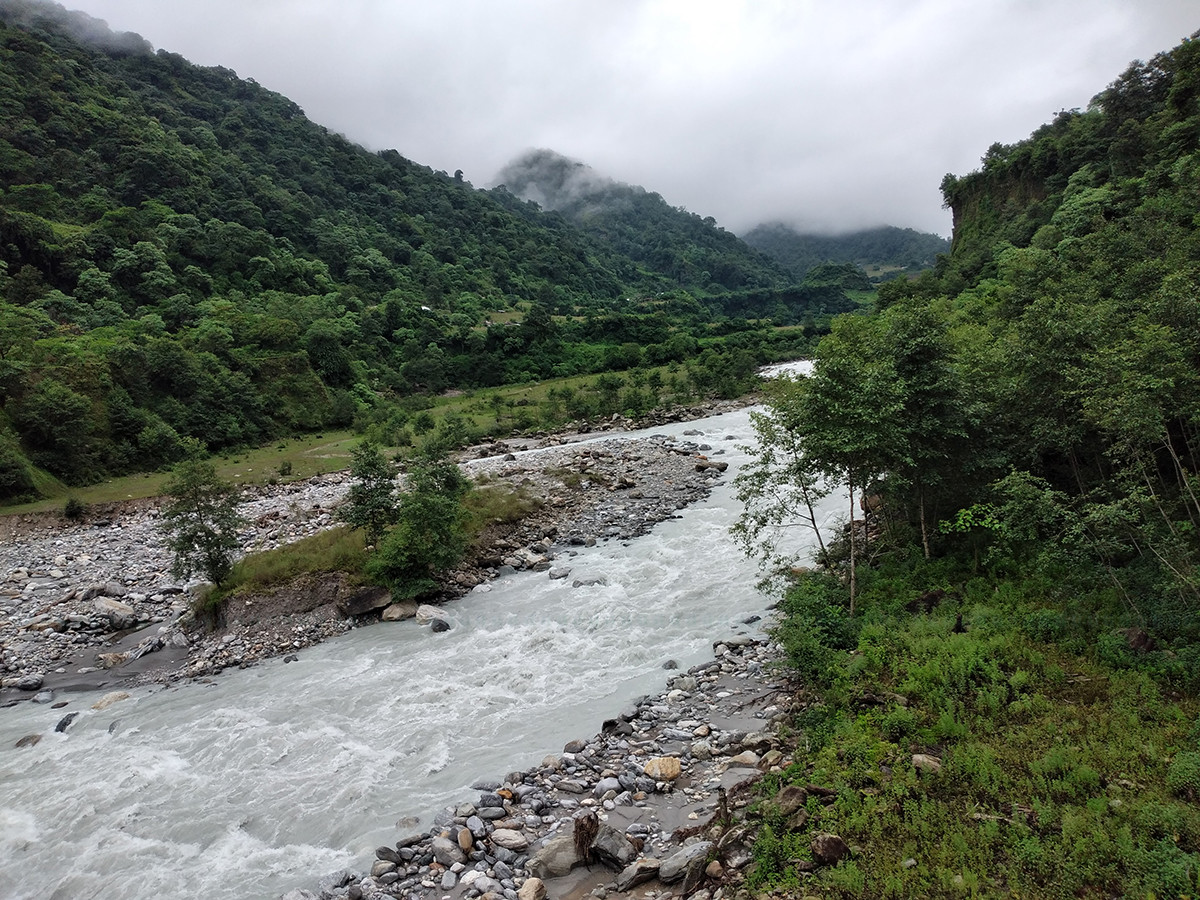 सेतीखोला जलविद्युत आयोजनाको बाँध रहने स्थान ।