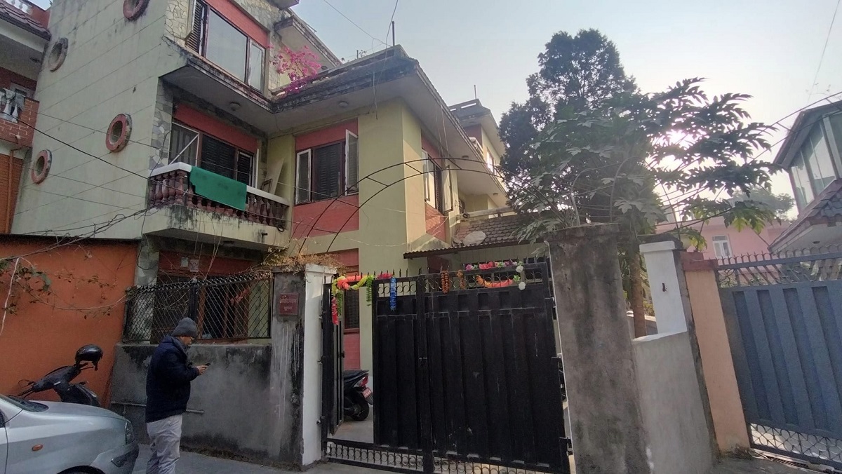 बुद्धनगरस्थित सांसद भण्डारी बस्ने घर। तस्बिर सौजन्य: बिष्णु क्षेत्री फेसबुकबाट