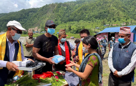 तस्बिर स्रोतः राजेश हमालको फेसबुक पेजबाट।