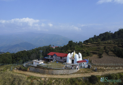 सिरानचोकमा क्होइबो धींले लोभ्याउँदैछ पर्यटक (तस्बिरहरू)