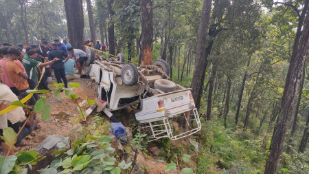 कावासोतीमा जीप दुर्घटना, दुई जनाको मृत्यु