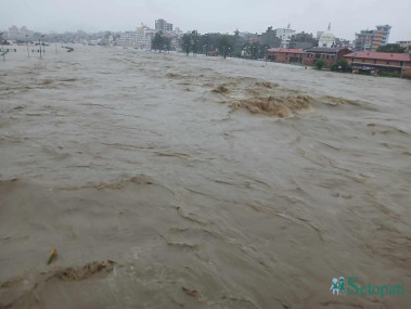 भारी वर्षा दुई—तीन घन्टापछि मत्थर हुने मौसमविद्को पूर्वानुमान