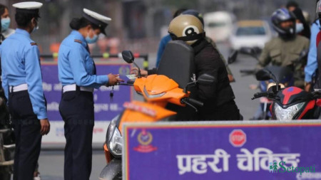 प्रहरीले ७ किलोमिटर पिछा गरेर समात्यो चेकिङबाट भागेको स्कुटर र चालकलाई