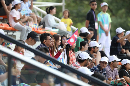 चीनमा पनि नेपाली क्रिकेट पछ्याइरहेका फ्यान