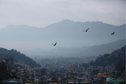 बादलभित्रको काठमाडौं (तस्बिरहरू)