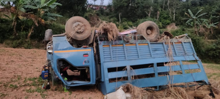 धान पराल बोकेको ट्रक दुर्घटनामा मृत्यु हुनेको संख्या चार पुग्यो