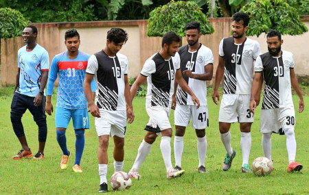 राष्ट्रिय टिमका फरवार्ड अभिषेक रिजालआबद्ध मोहमेडन एससी।