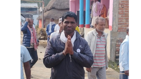 पदभारग्रहण समारोहस्थलबाटै पक्राउ परे नवनिर्वाचित वडाध्यक्ष