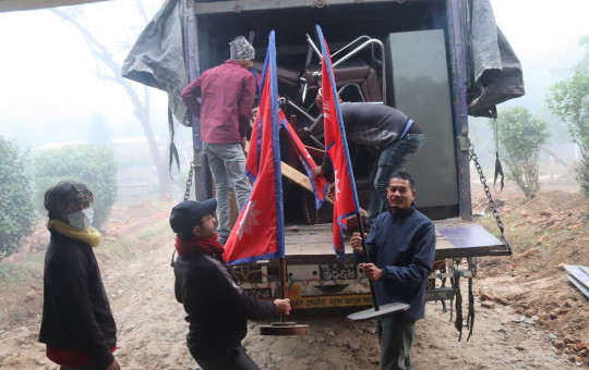 लुम्बिनीको मुख्यमन्त्री कार्यालय बुटवलबाट सारियो दाङ (तस्बिरहरू)