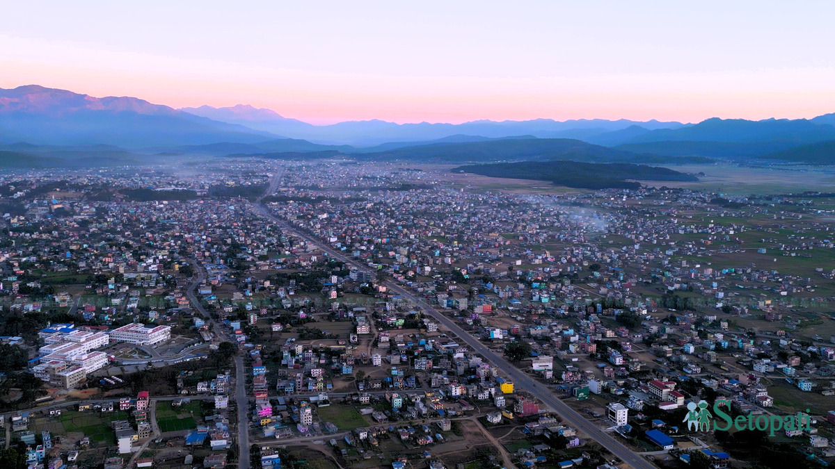 सुर्खेतको वीरेन्द्रनगर उपत्यका।