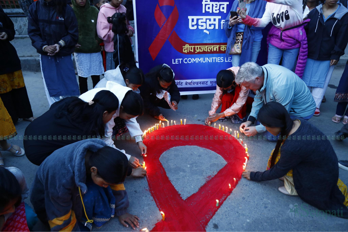 aids-(2)-1701346064.jpg
