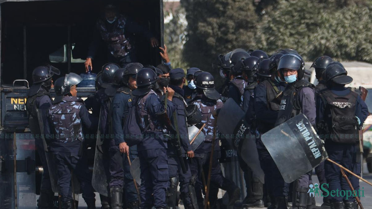 police-1703836316.jpg