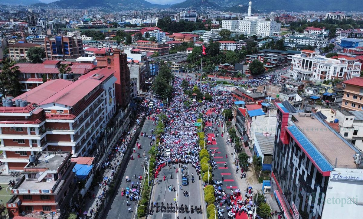 teachers-protest-(25)-1695276289.jpg